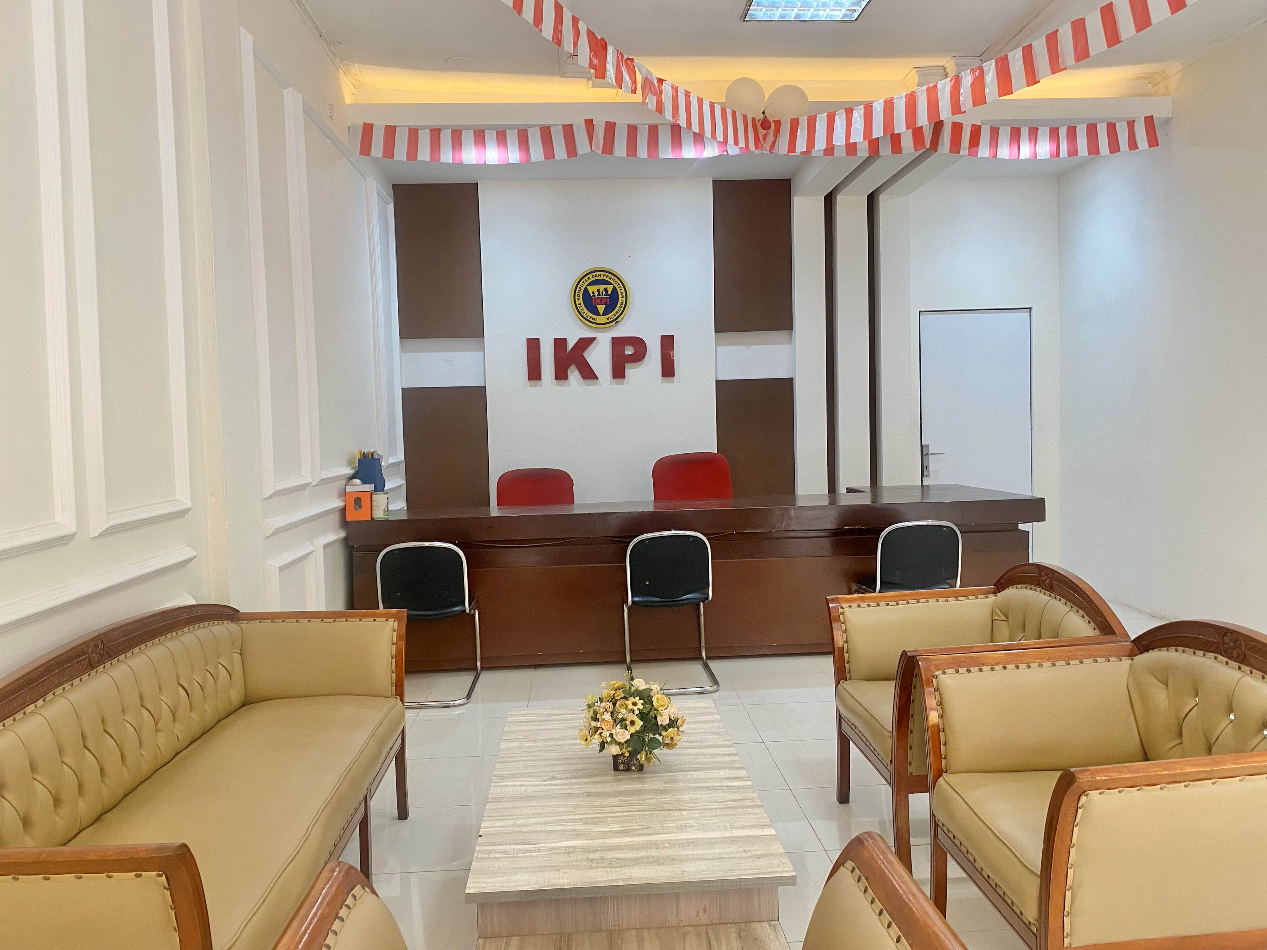 Front Office